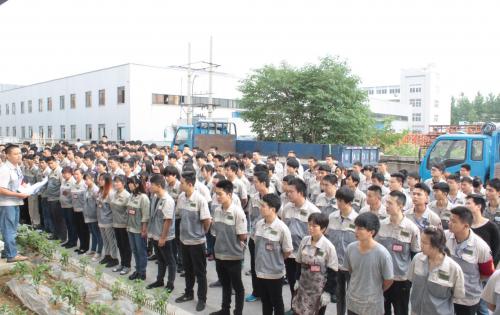 鈑金事業部積極相應號召，召開全事業部“安全活動月”動員大會